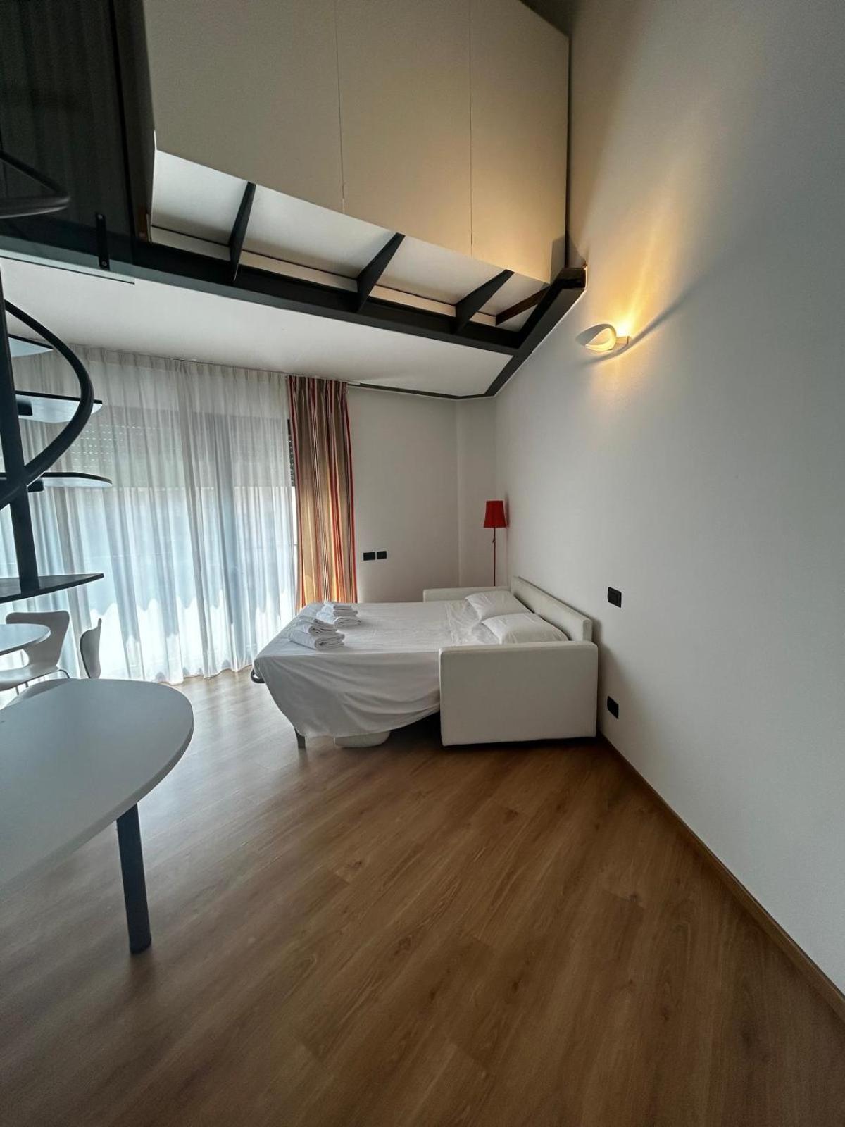 Bb Hotels Aparthotel Isola Мілан Екстер'єр фото