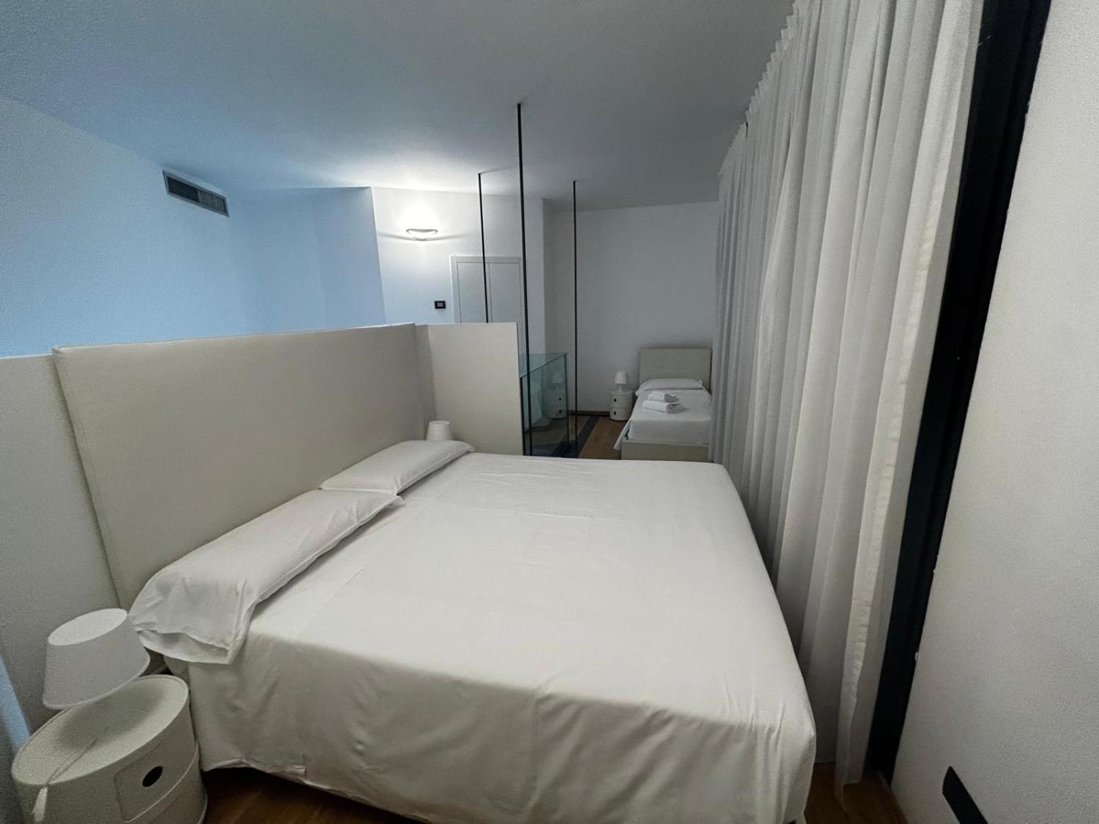 Bb Hotels Aparthotel Isola Мілан Екстер'єр фото